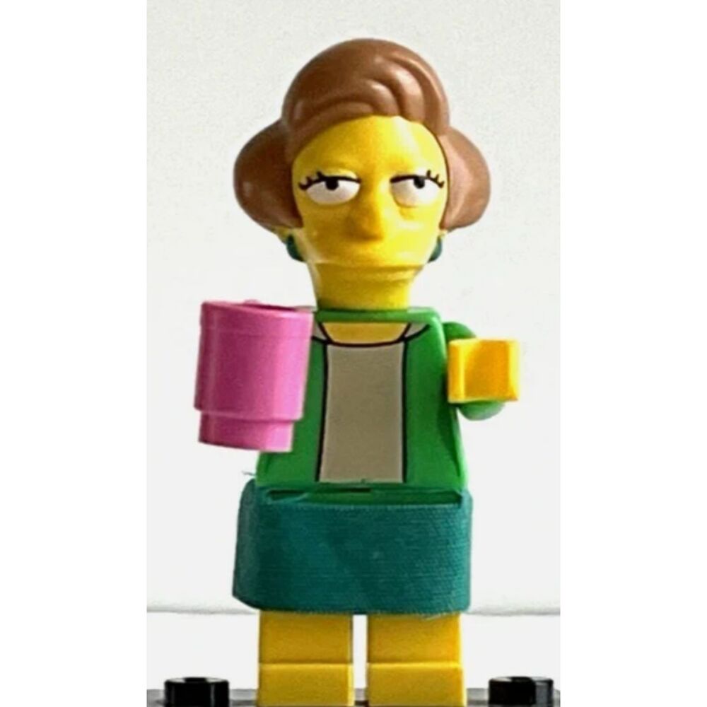 LEGO The Simpsons Edna Krabappel Minifigure 71009 Series 2
